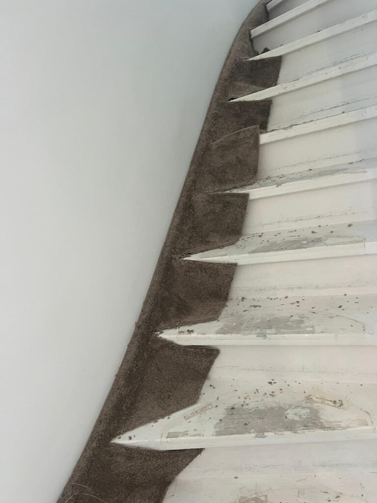 Trapbekleding professioneel geplaatst door Topvloerleggers